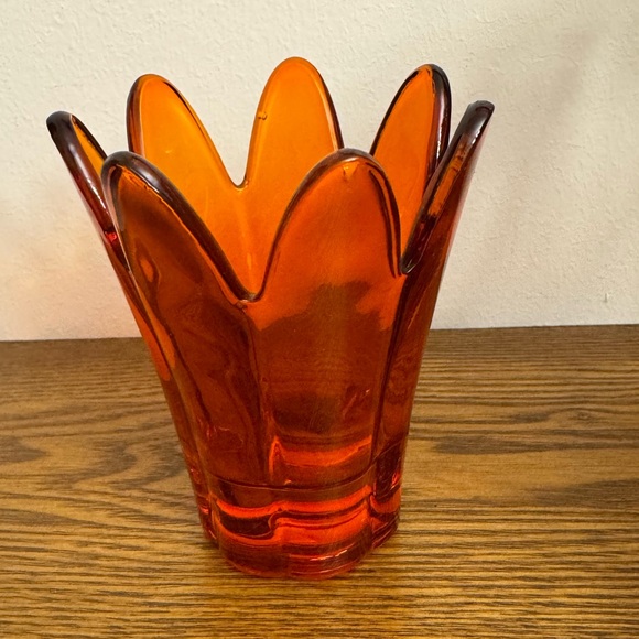 SPRING DANCE™ GLASS VOTIVE HOLDER MANDARIN - PARTYLITE
🧡 - Picture 1 of 2